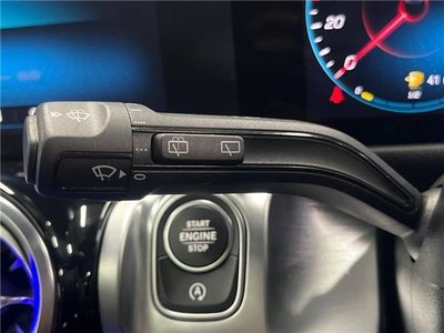 2022 Mercedes-BENZ GLB — миниатюра 17