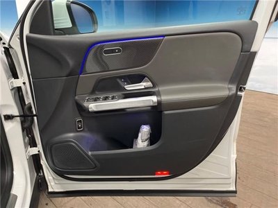 2022 Mercedes-BENZ GLB — миниатюра 25
