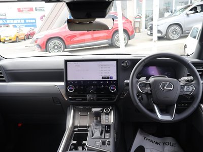 صورة مصغرة 48 لـ 2025 Lexus GX