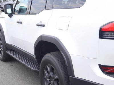 صورة مصغرة 17 لـ 2025 Lexus GX