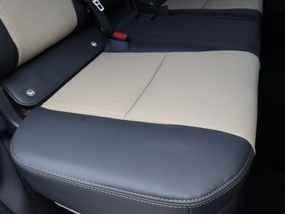 صورة مصغرة 42 لـ 2025 Lexus GX