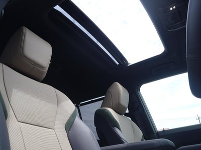 صورة مصغرة 63 لـ 2025 Lexus GX