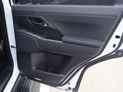 صورة مصغرة 29 لـ 2025 Lexus GX