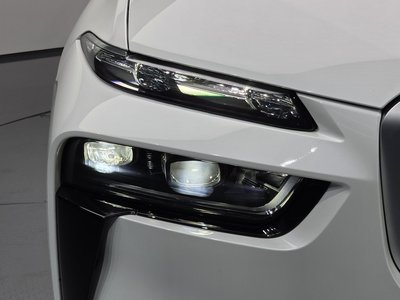 2025 BMW X7 照片 9
