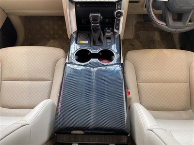 TOYOTA LAND CRUISER 300 - 10