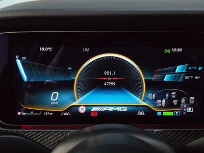 MERCEDES-BENZ CLS - 8