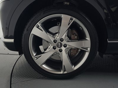 صورة 6 لـ 2023 Genesis GV80