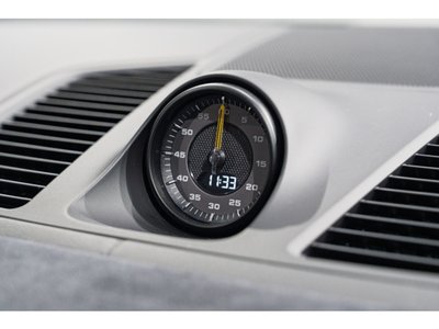 صورة 9 لـ 2022 Porsche CAYENNE
