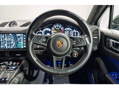 صورة 5 لـ 2022 Porsche CAYENNE