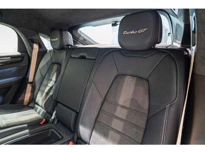 2022 Porsche CAYENNE — миниатюра 16