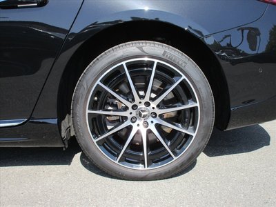 MERCEDES-BENZ EQS - 9