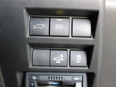 TOYOTA LAND CRUISER 300 - 8