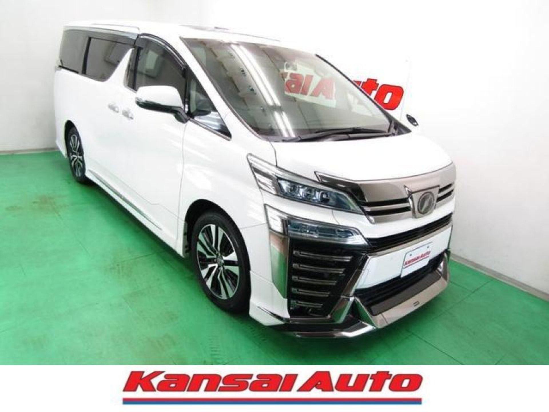 TOYOTA VELLFIRE - View 1