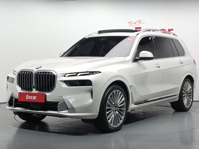صورة 1 لـ 2023 BMW X7