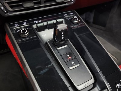 PORSCHE 911 - 9