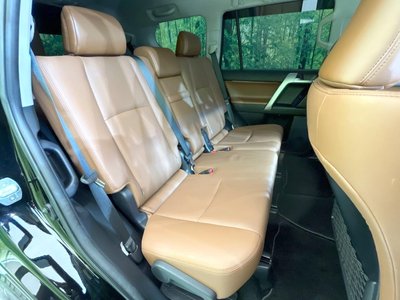 TOYOTA LAND CRUISER PRADO - 9