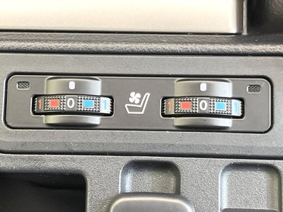 TOYOTA LAND CRUISER PRADO - 7