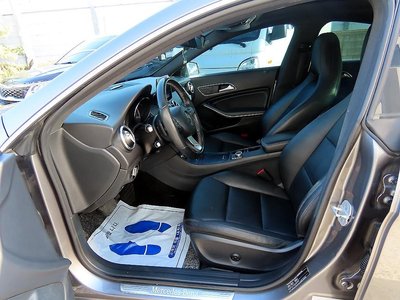 MERCEDES-BENZ CLA - 6