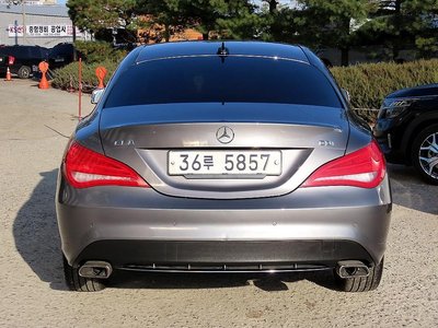 MERCEDES-BENZ CLA - 3