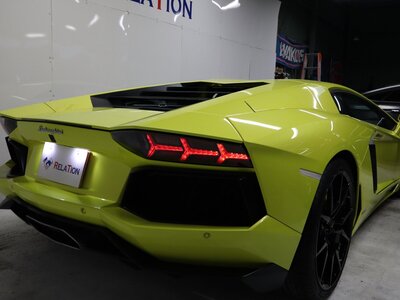 LAMBORGHINI AVENTADOR - 9
