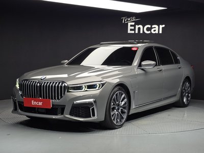 BMW 7 SERIES - 1