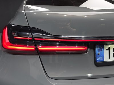 BMW 7 SERIES - 10