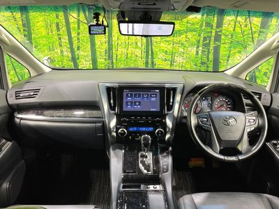 TOYOTA ALPHARD - 2