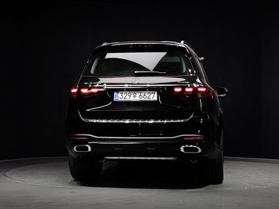 MERCEDES-BENZ GLS - 4