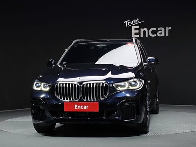 صورة 2 لـ 2023 BMW X5