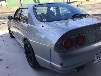 NISSAN SKYLINE GT-R SEDAN - 10