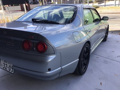 NISSAN SKYLINE GT-R SEDAN - 8