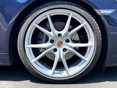2016 Porsche 911 — миниатюра 36