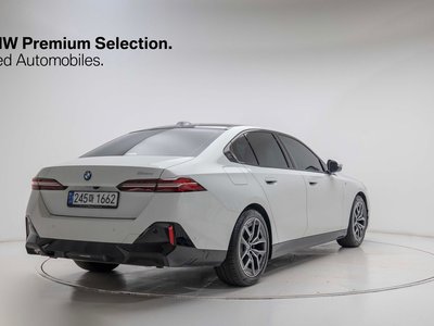 BMW 5 SERIES - 3