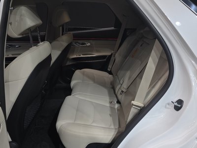 صورة مصغرة 12 لـ 2025 Genesis GV70