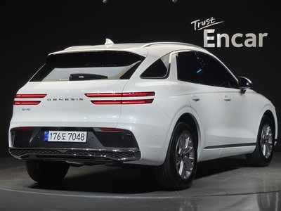 2025 Genesis GV70 photo 4