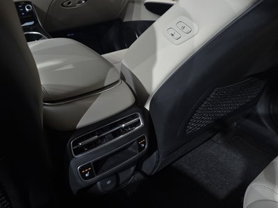 صورة مصغرة 19 لـ 2025 Genesis GV70