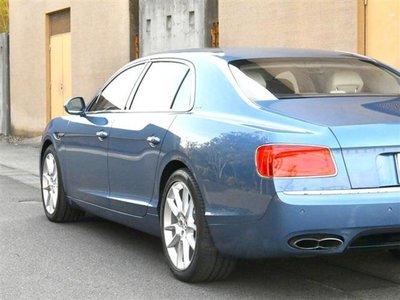 2018 Bentley FLYING SPUR — миниатюра 20