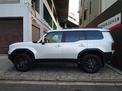 TOYOTA LAND CRUISER 250 - 4