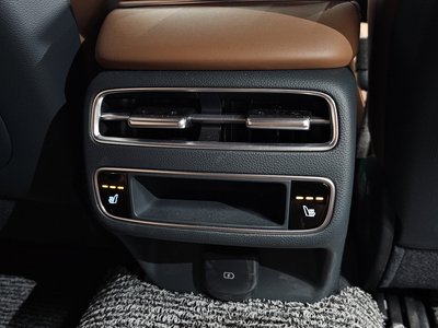 2026 Genesis GV70 — миниатюра 25