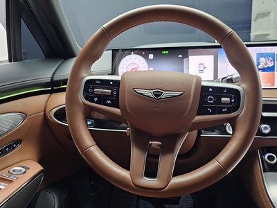 2026 Genesis GV70 — миниатюра 19