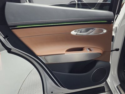 2026 Genesis GV70 — миниатюра 15