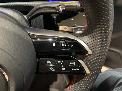 MERCEDES-BENZ CLA - 10