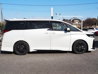 TOYOTA VELLFIRE - 9