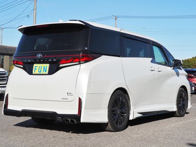 TOYOTA VELLFIRE - 5