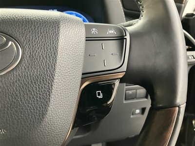 2024 Toyota ALPHARD — миниатюра 17