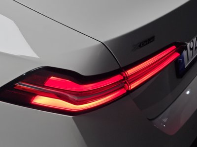 2024 BMW 5 SERIES 照片 10