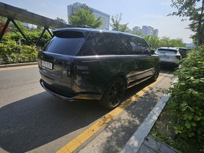 2023 LAND Rover RANGE ROVER photo 3
