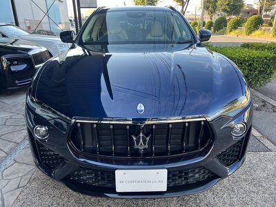 MASERATI LEVANTE - 10