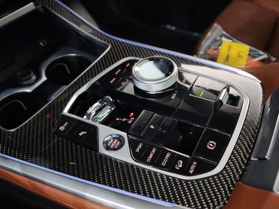 2025 BMW X7 缩略图 12