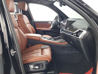 2025 BMW X7 缩略图 17